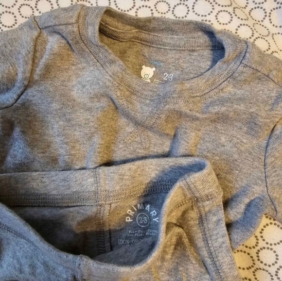 Primary Pajamas lot size 2-3 - Picture 2 of 3